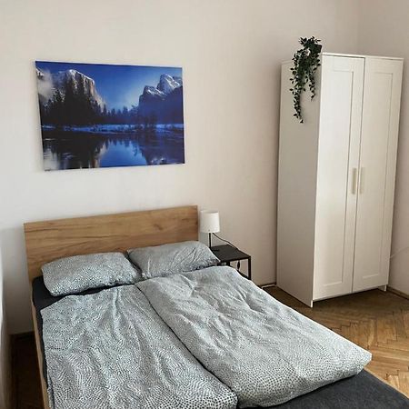 Lovely Rooms In Old Town Cracovia Exterior foto